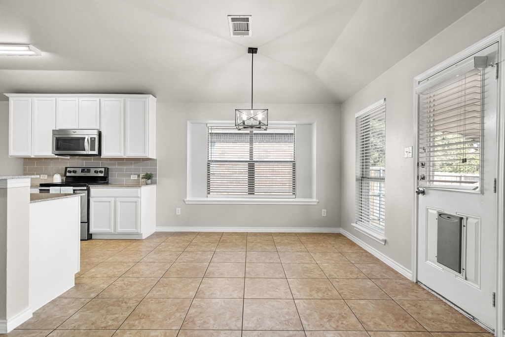 230 Windmill Drive - Photo 6
