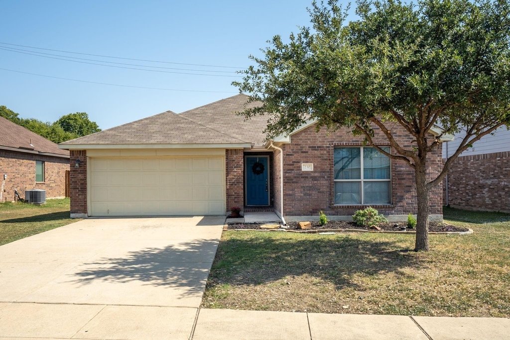 230 Windmill Drive - Photo 1
