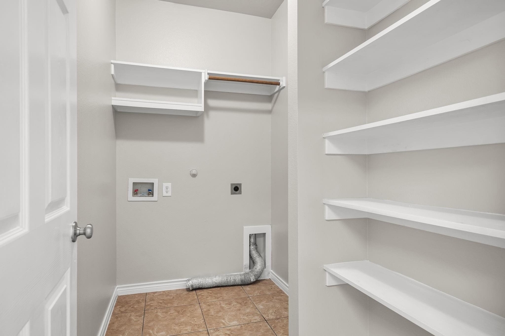 230 Windmill Drive - Photo 11
