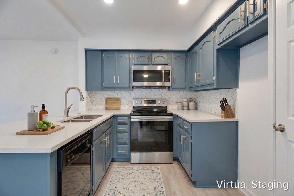 2946 Allister Street - Photo 2