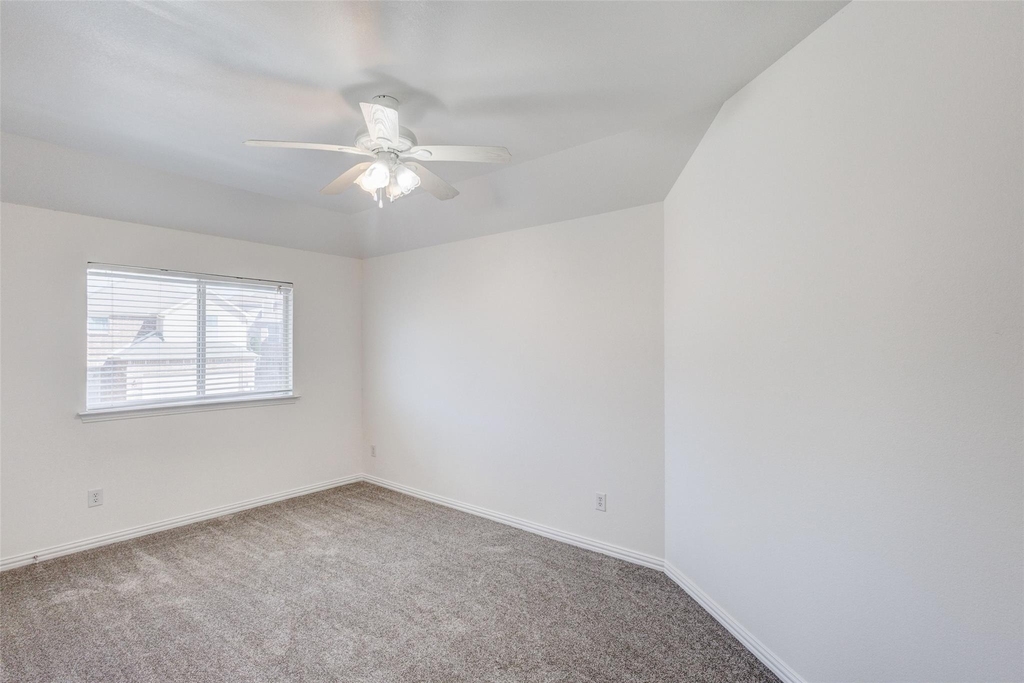 1037 Kyan Lane - Photo 21