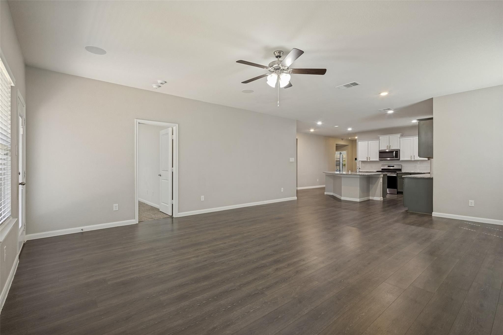 707 Range Drive - Photo 1