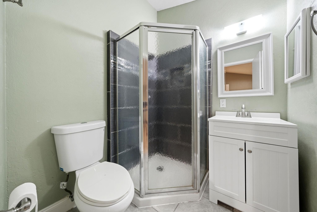 12824 Midway Road - Photo 20