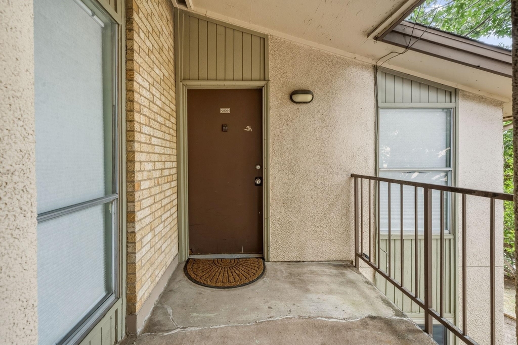 12824 Midway Road - Photo 0