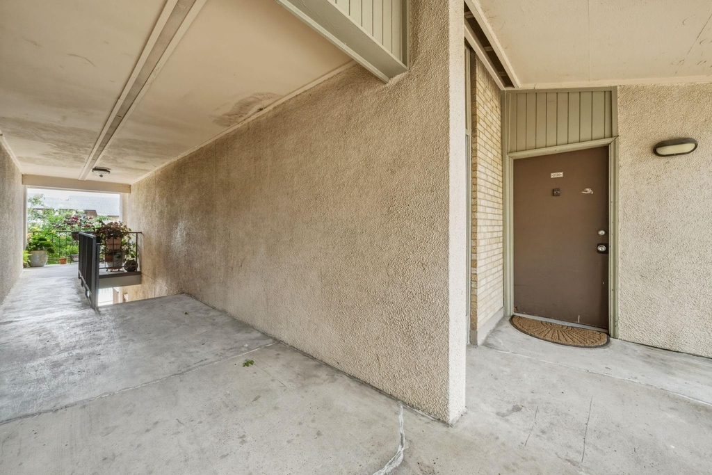 12824 Midway Road - Photo 1
