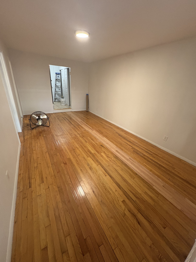 25th Street/8th Avenue  - Photo 1
