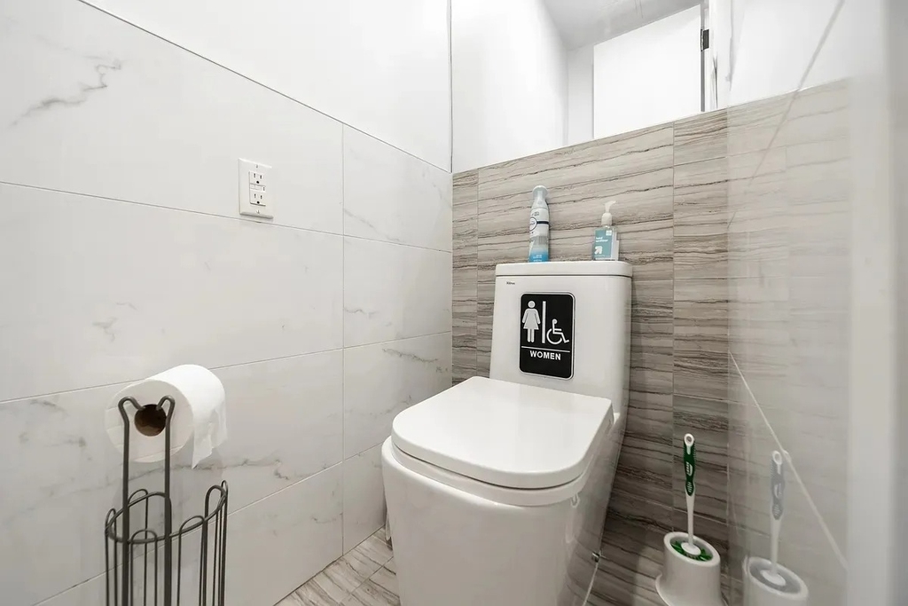254 East 28th Street - Photo 5