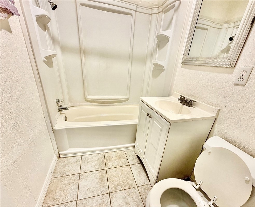 9492 Evergreen - Photo 8