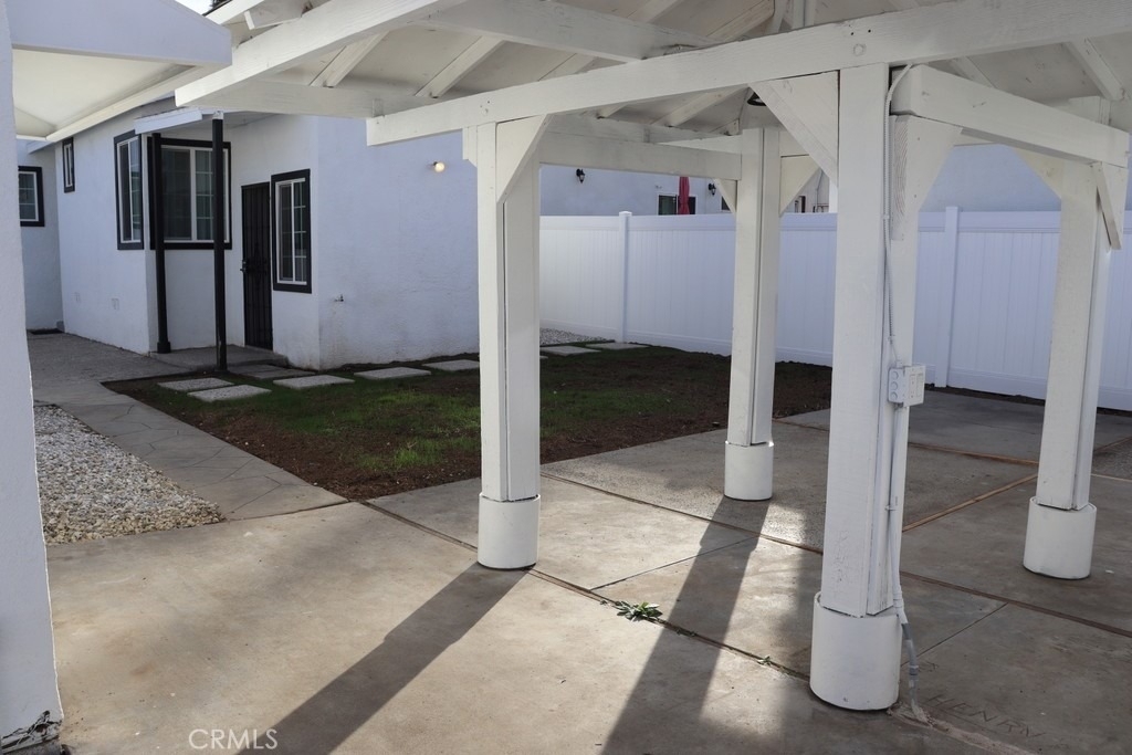 1917 W 74th - Photo 70