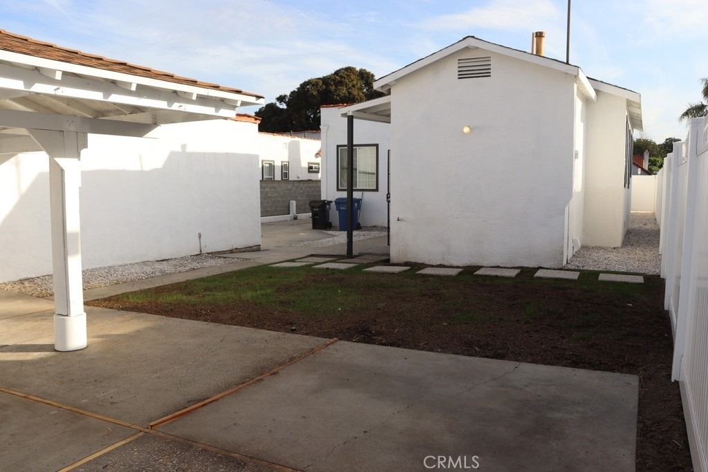 1917 W 74th - Photo 66