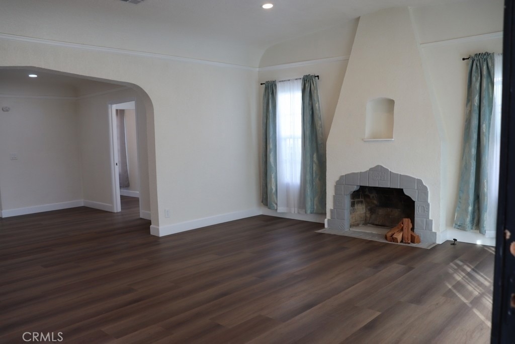 1917 W 74th - Photo 13