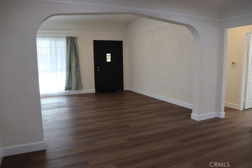 1917 W 74th - Photo 17
