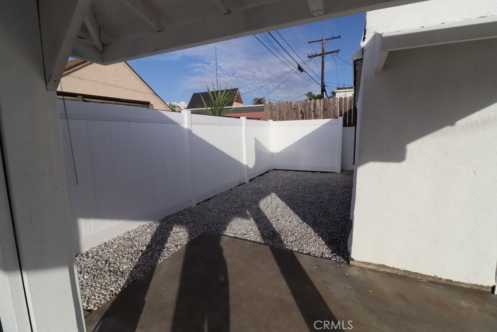 1917 W 74th - Photo 61