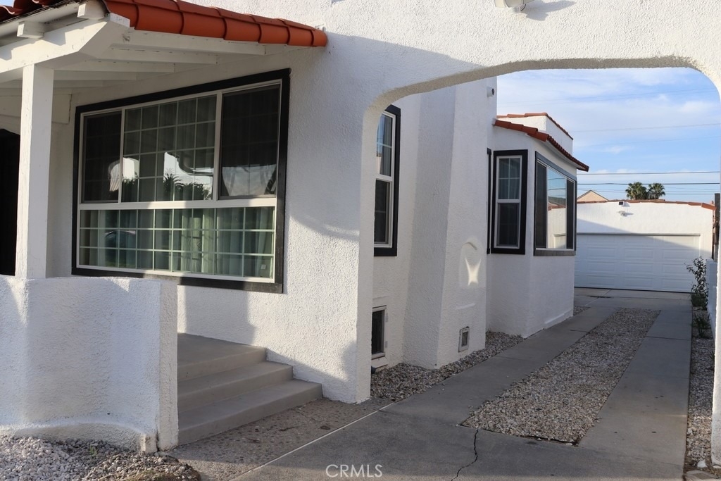 1917 W 74th - Photo 72