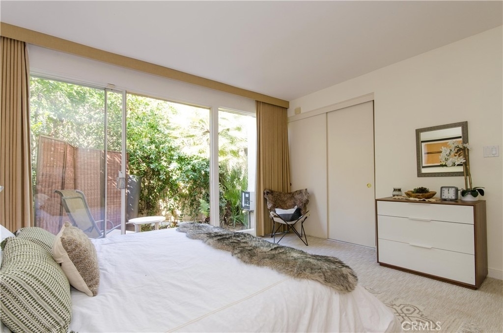 510 Leslie - Photo 11