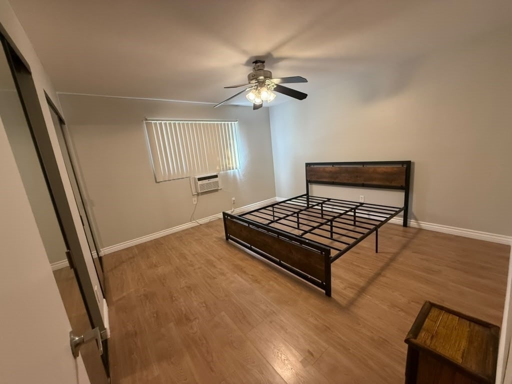 17900 Sherman - Photo 3