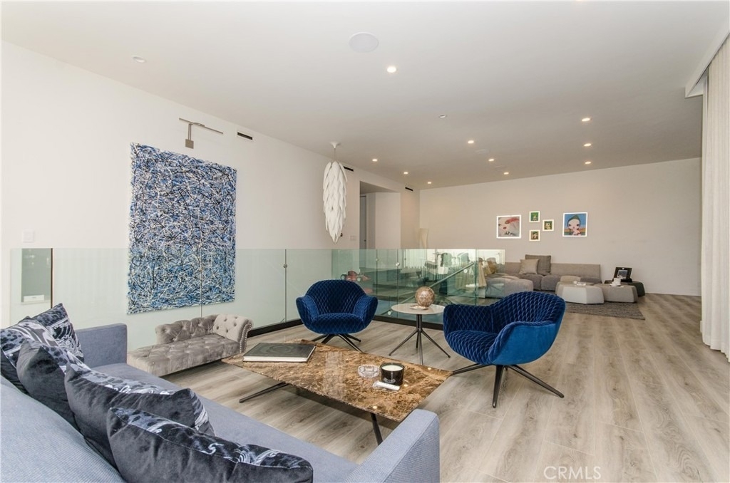 510 Leslie - Photo 37