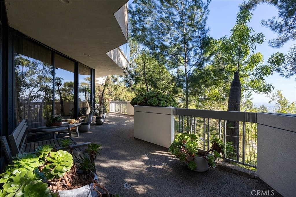 510 Leslie - Photo 42