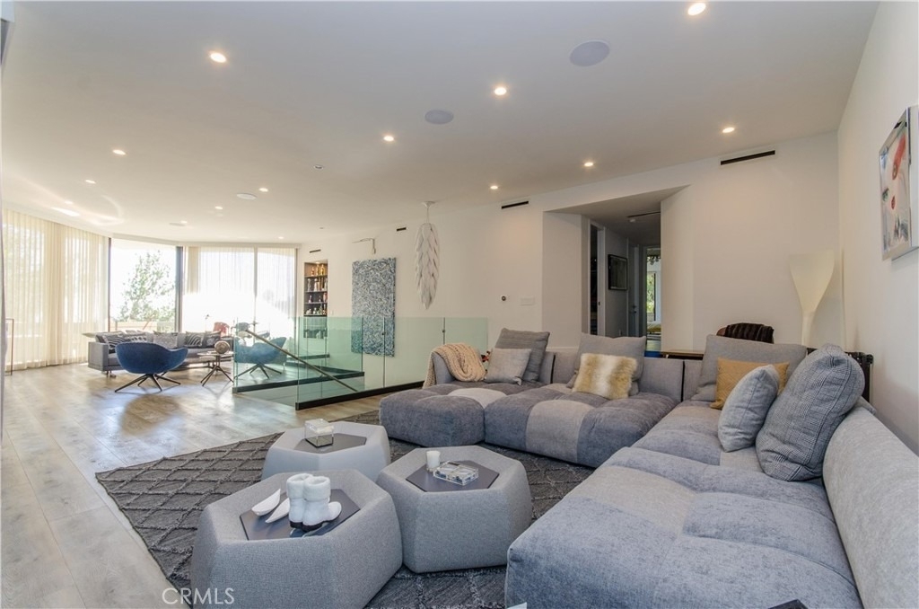 510 Leslie - Photo 33
