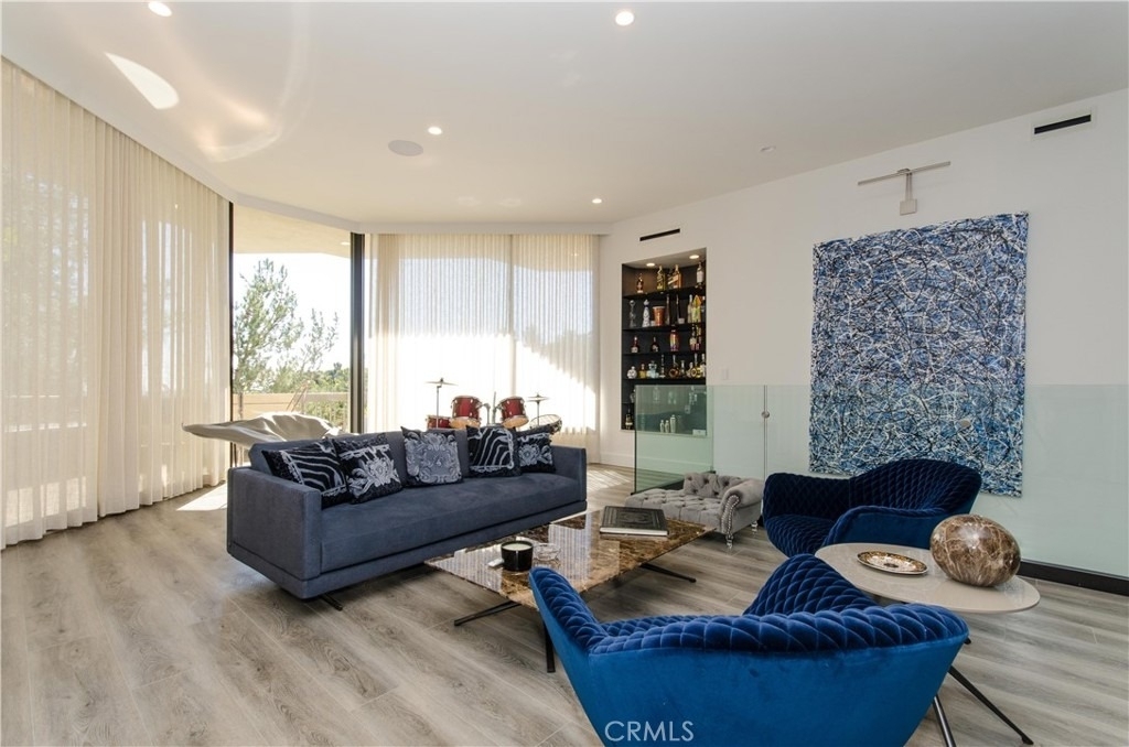 510 Leslie - Photo 36