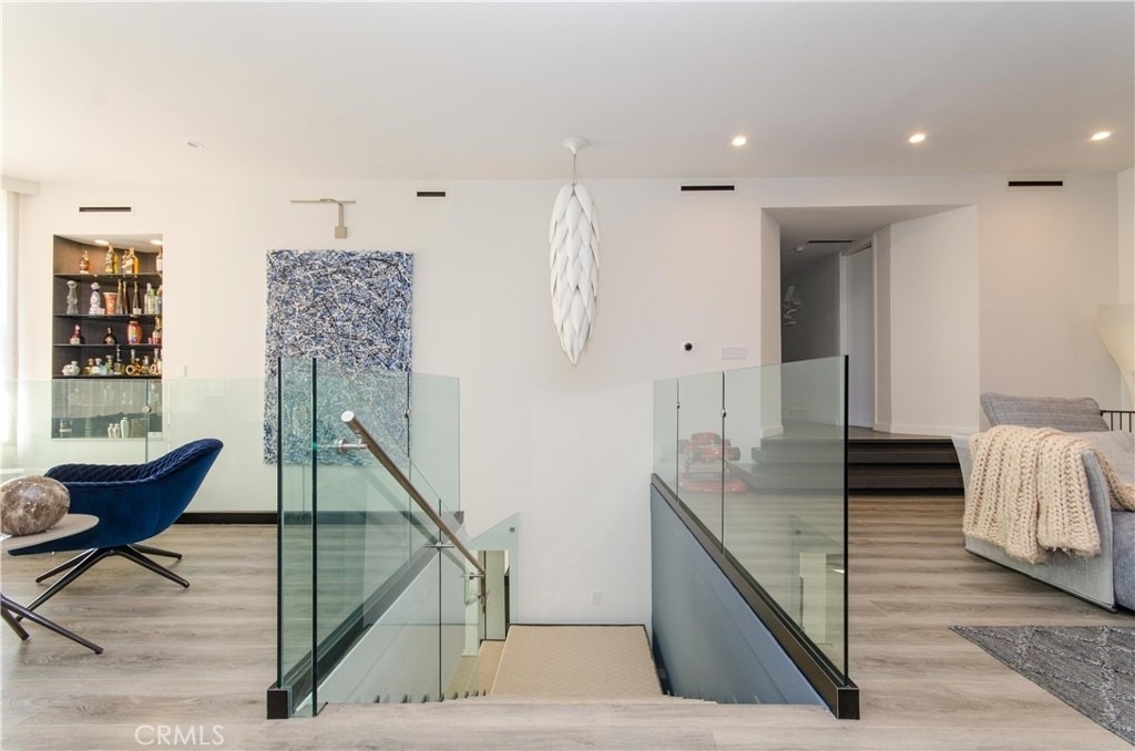 510 Leslie - Photo 39