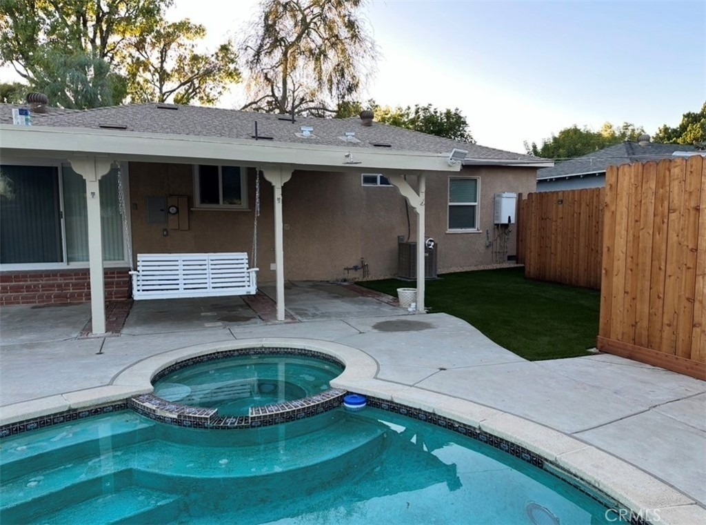 8448 Aura Avenue - Photo 4