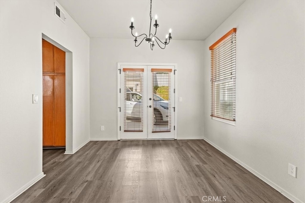 313 E Oak Avenue - Photo 11