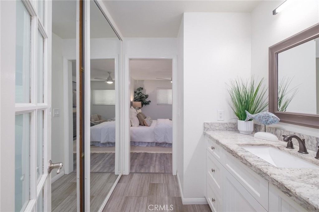 1720 Ardmore Avenue - Photo 2