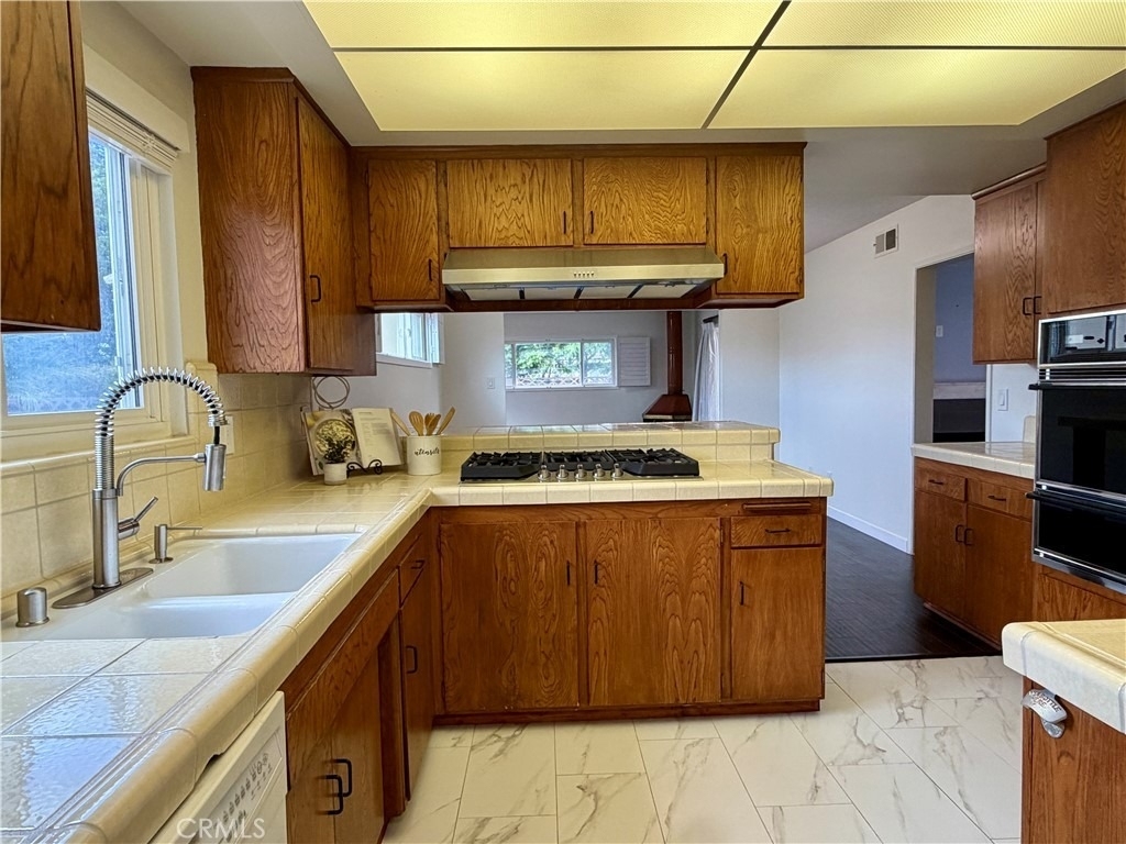 5225 Maricopa Street - Photo 6