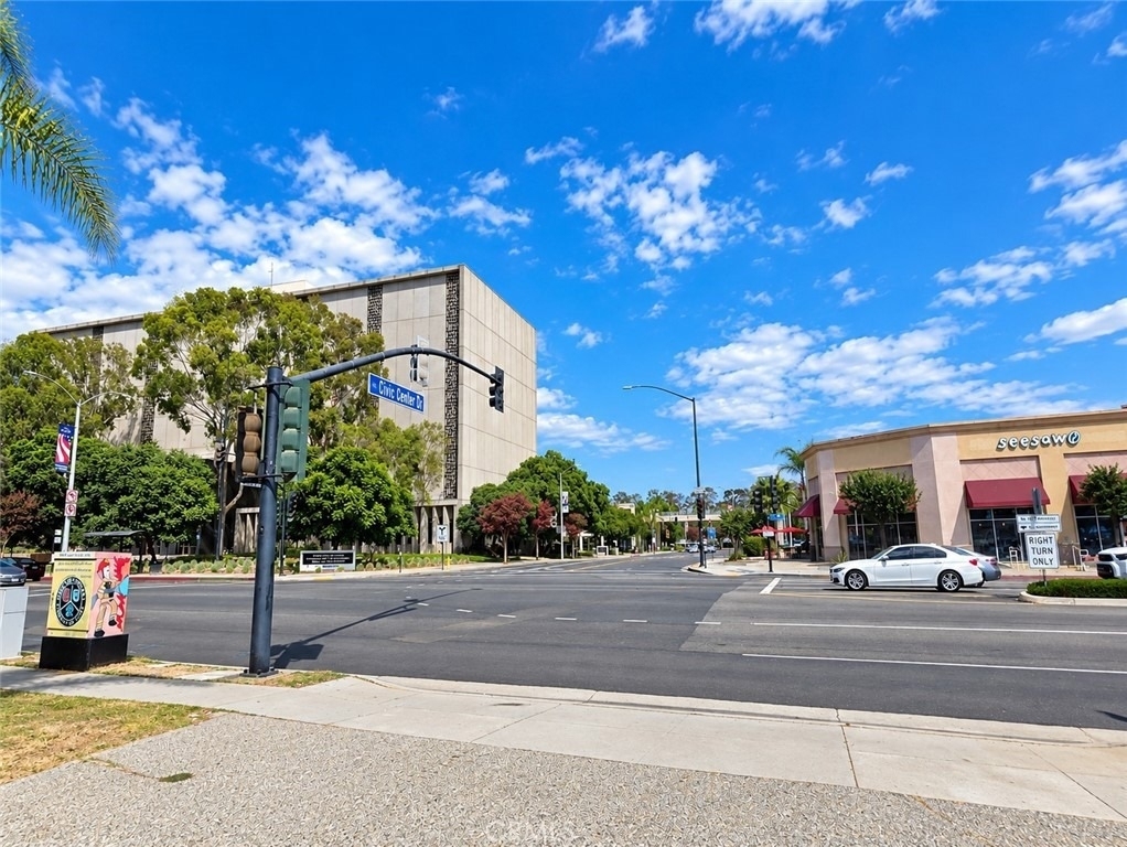 12801 Norwalk - Photo 8