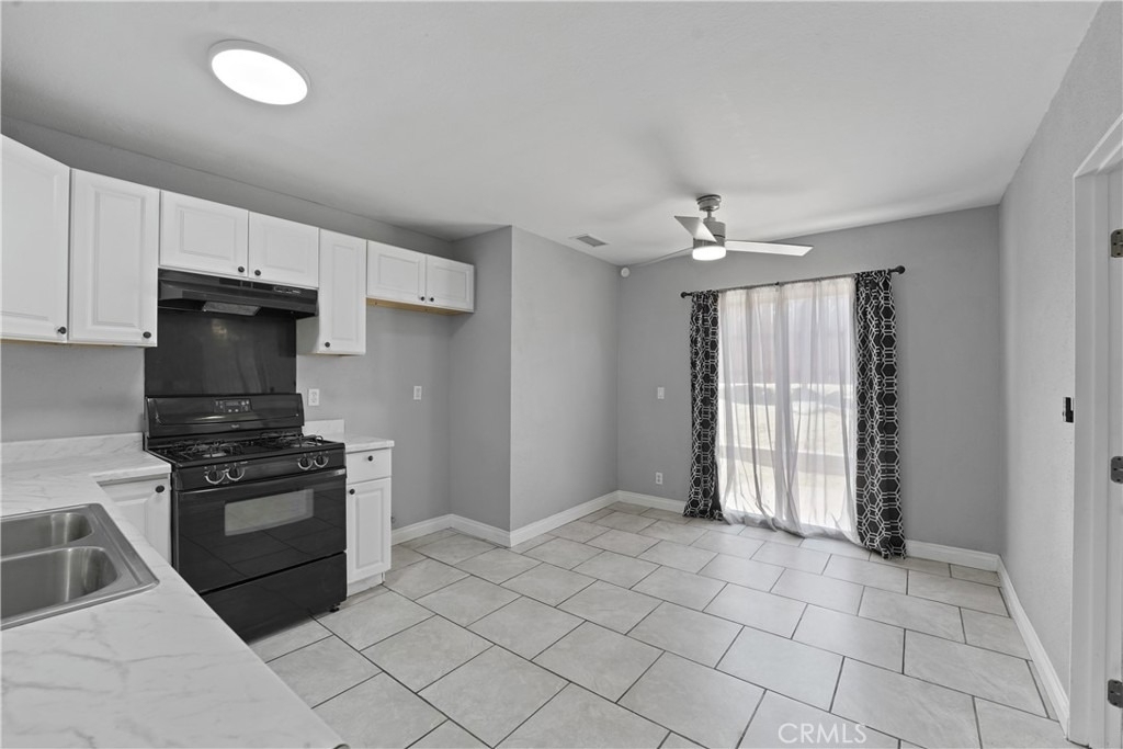 1682 Sycamore - Photo 5