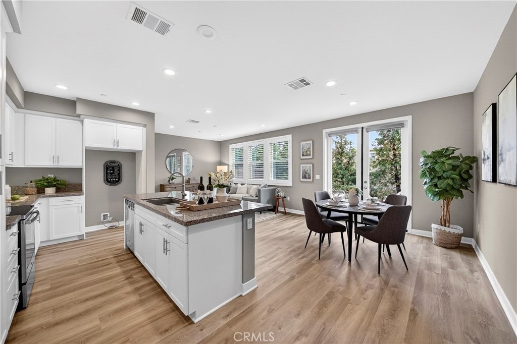 5372 Harvard Way - Photo 2