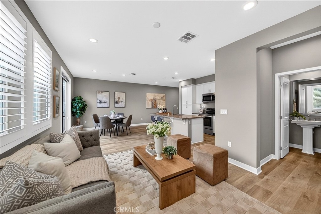 5372 Harvard Way - Photo 3