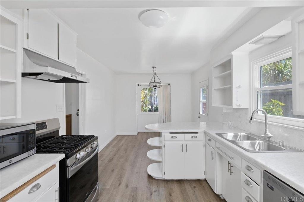 1923 S Tremont Street - Photo 14