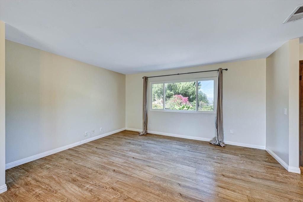 15436 Las Manzanitas Road - Photo 9