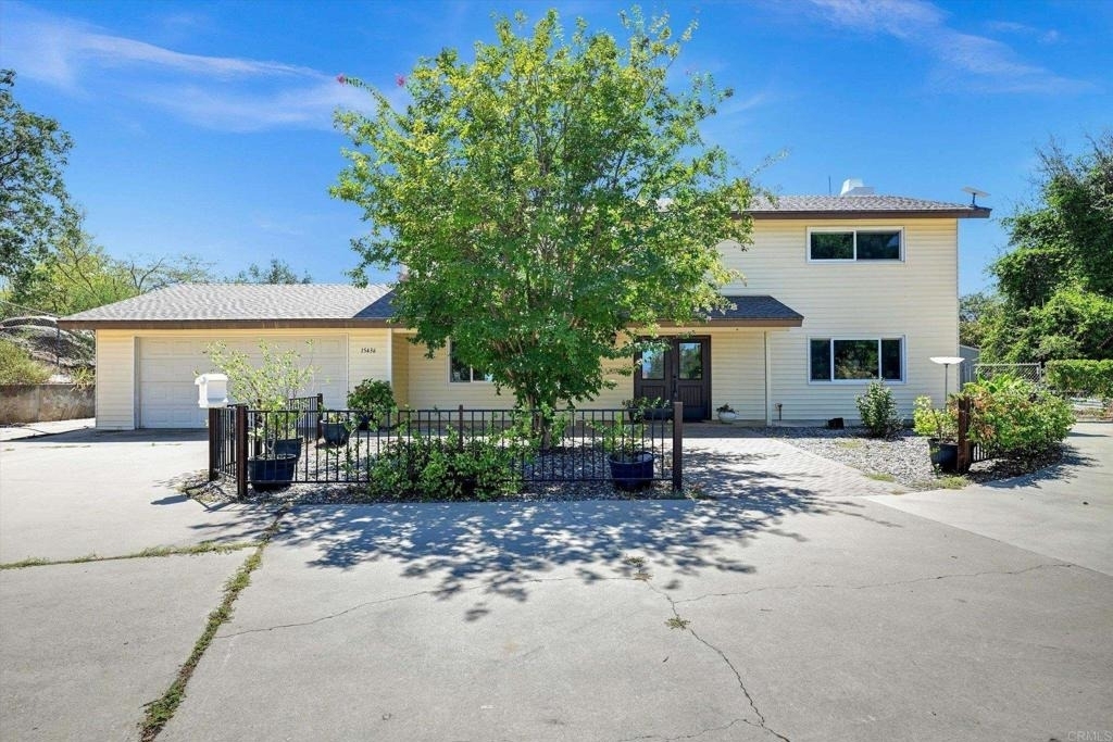 15436 Las Manzanitas Road - Photo 1