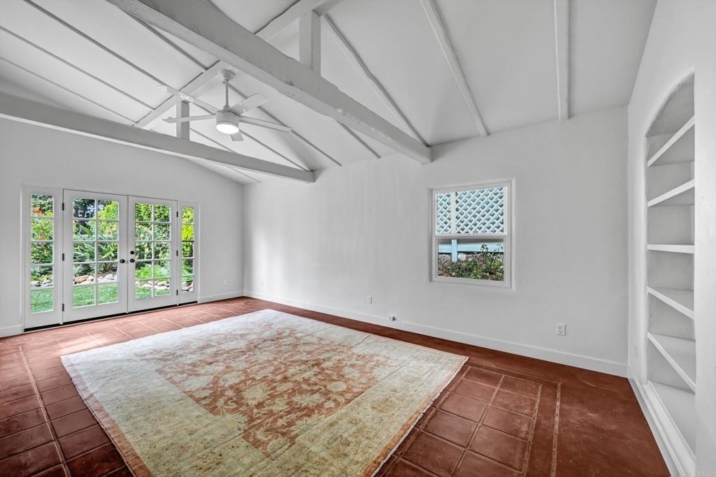 325 13th Street - Photo 8