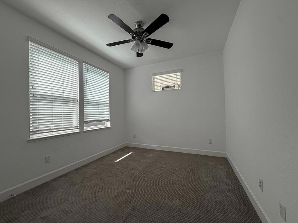4028 Freestone Place - Photo 18