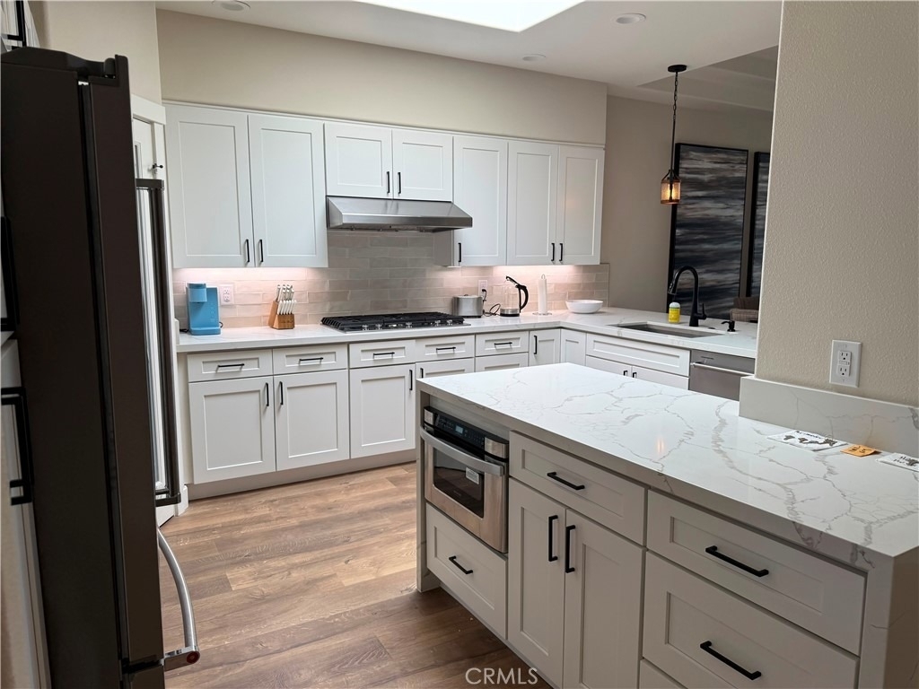 2600 Newport Blv - Photo 2