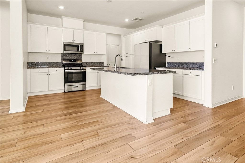 29752 Wolf Glen Court - Photo 9