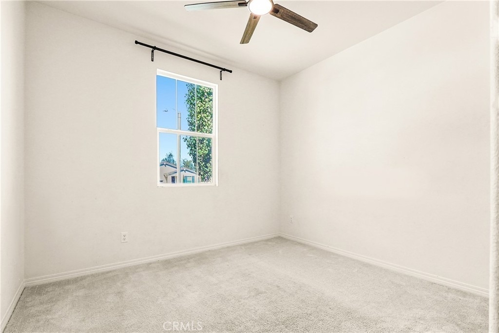 29752 Wolf Glen Court - Photo 4