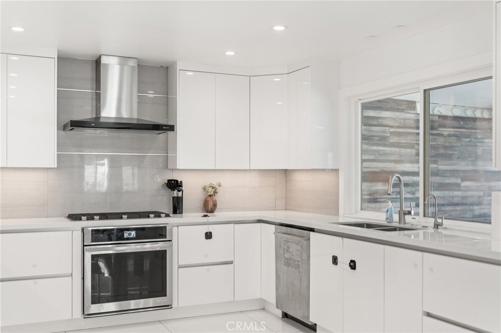 4630 Cedros Avenue - Photo 15