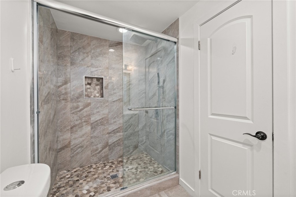 4630 Cedros Avenue - Photo 45