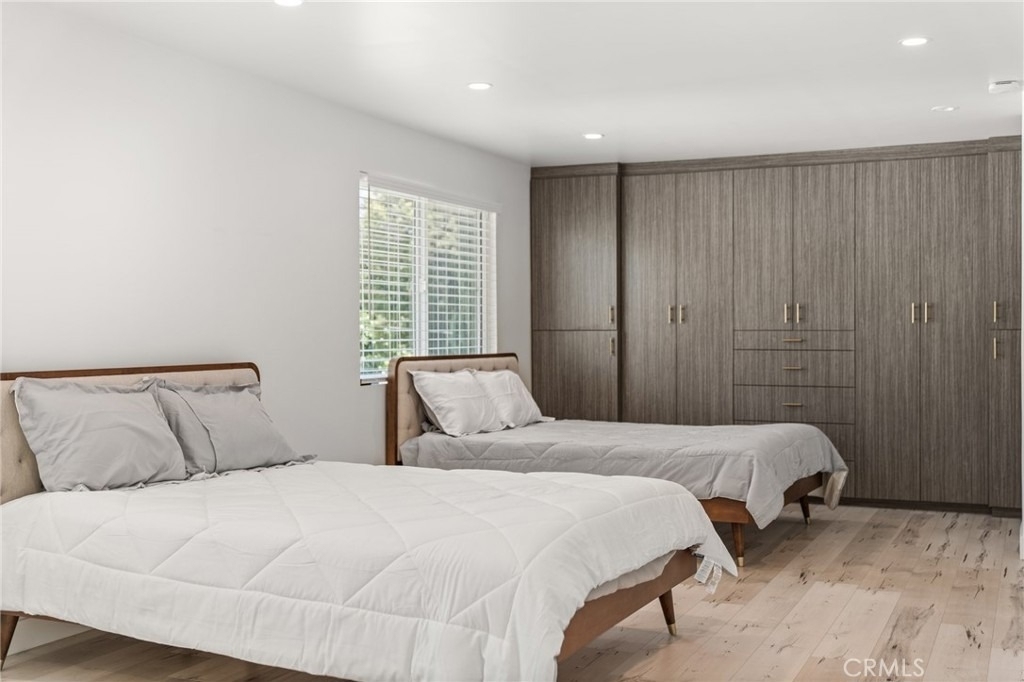 4630 Cedros Avenue - Photo 33