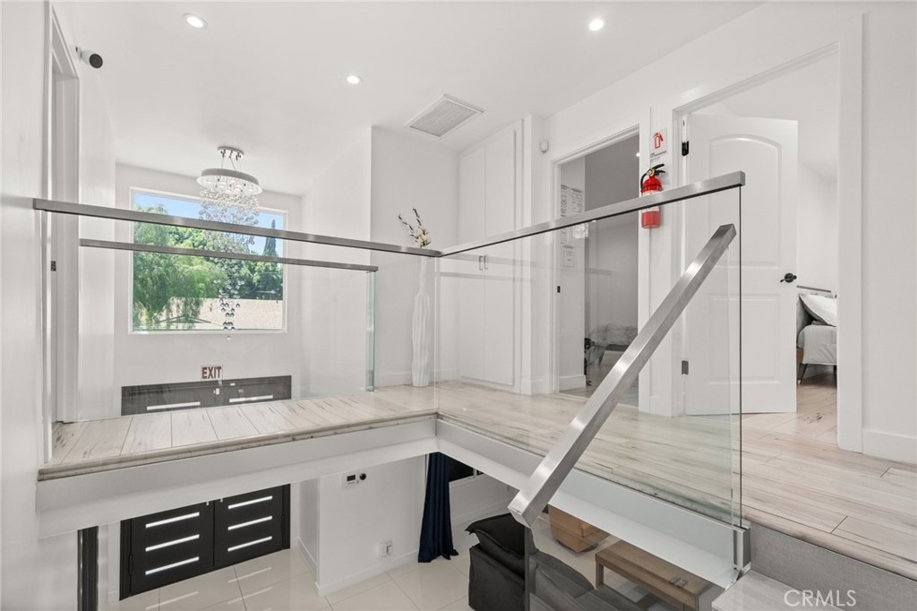 4630 Cedros Avenue - Photo 20