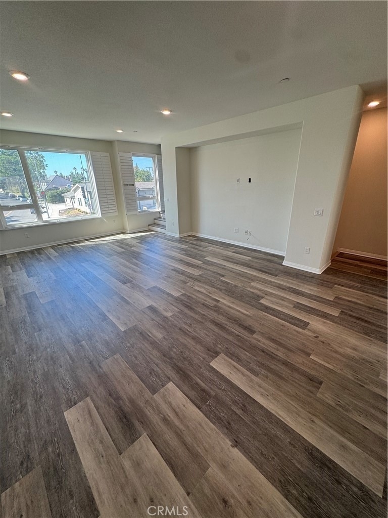 10742 Paramount - Photo 17
