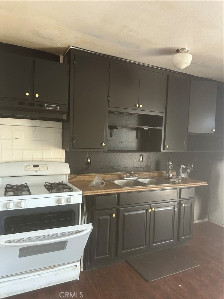 17017 Olive St - Photo 2