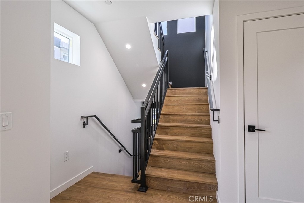1227 June St - Photo 30