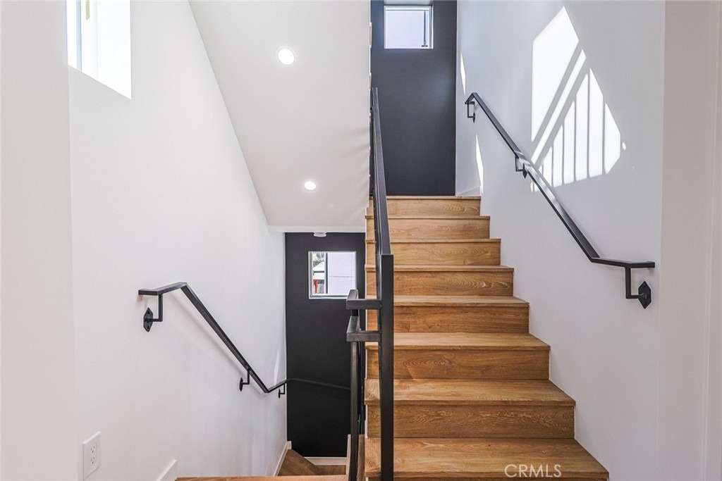 1227 June St - Photo 31