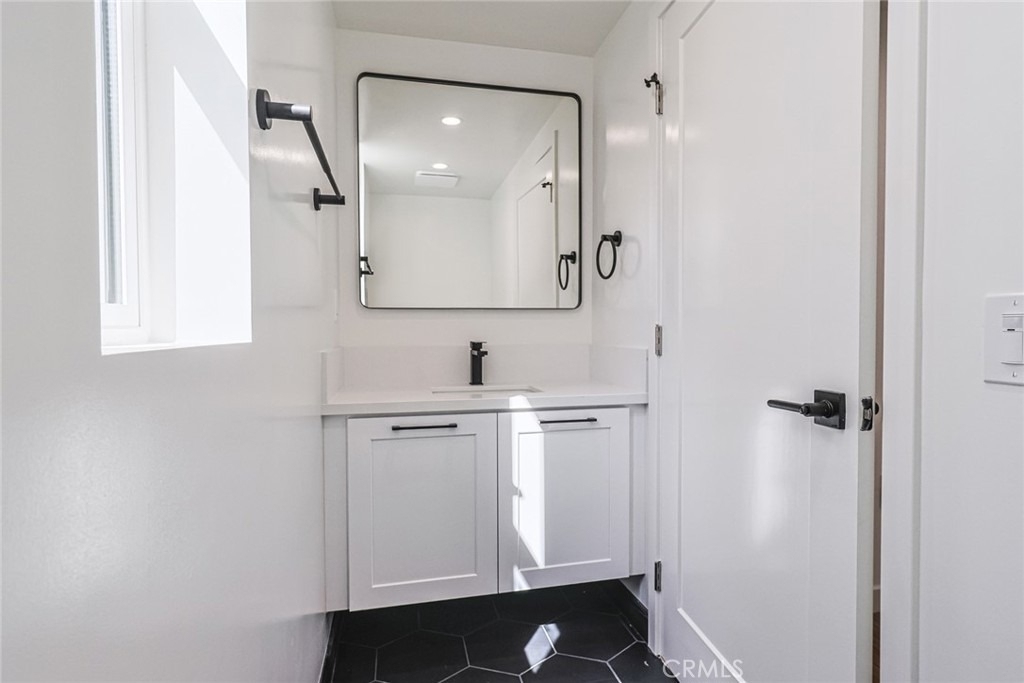 1227 June St - Photo 29